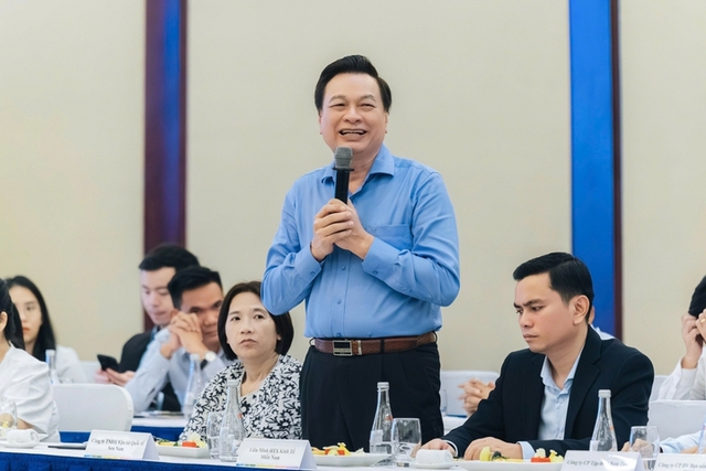 Gặp tỷ phú Phạm Nhật Vượng, lãnh đạo hãng taxi thừa nhận: "Giờ gặp nhau tài xế không hỏi về doanh thu" - Ảnh 1