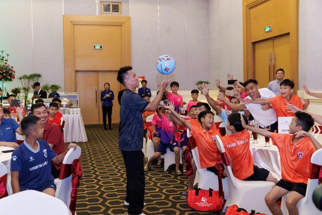 Lotteria Challenge Cup 2024 và hành trình chinh phục cúp vô địch của các cầu thủ nhí - Ảnh 1