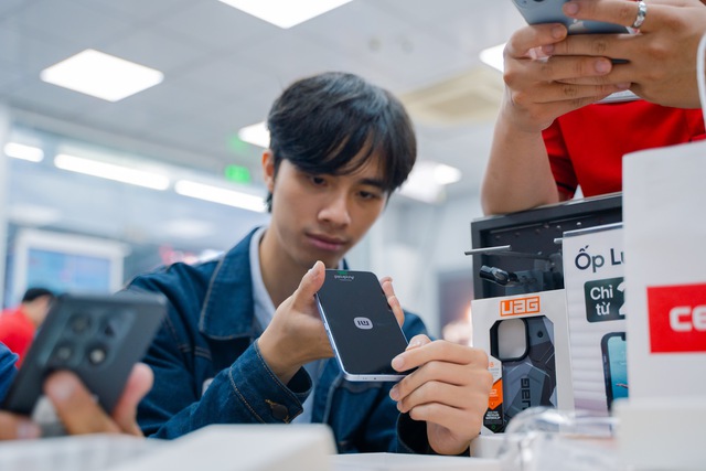 CellphoneS mở bán Xiaomi 14T series cho gần 800 khách đặt trước - Ảnh 2