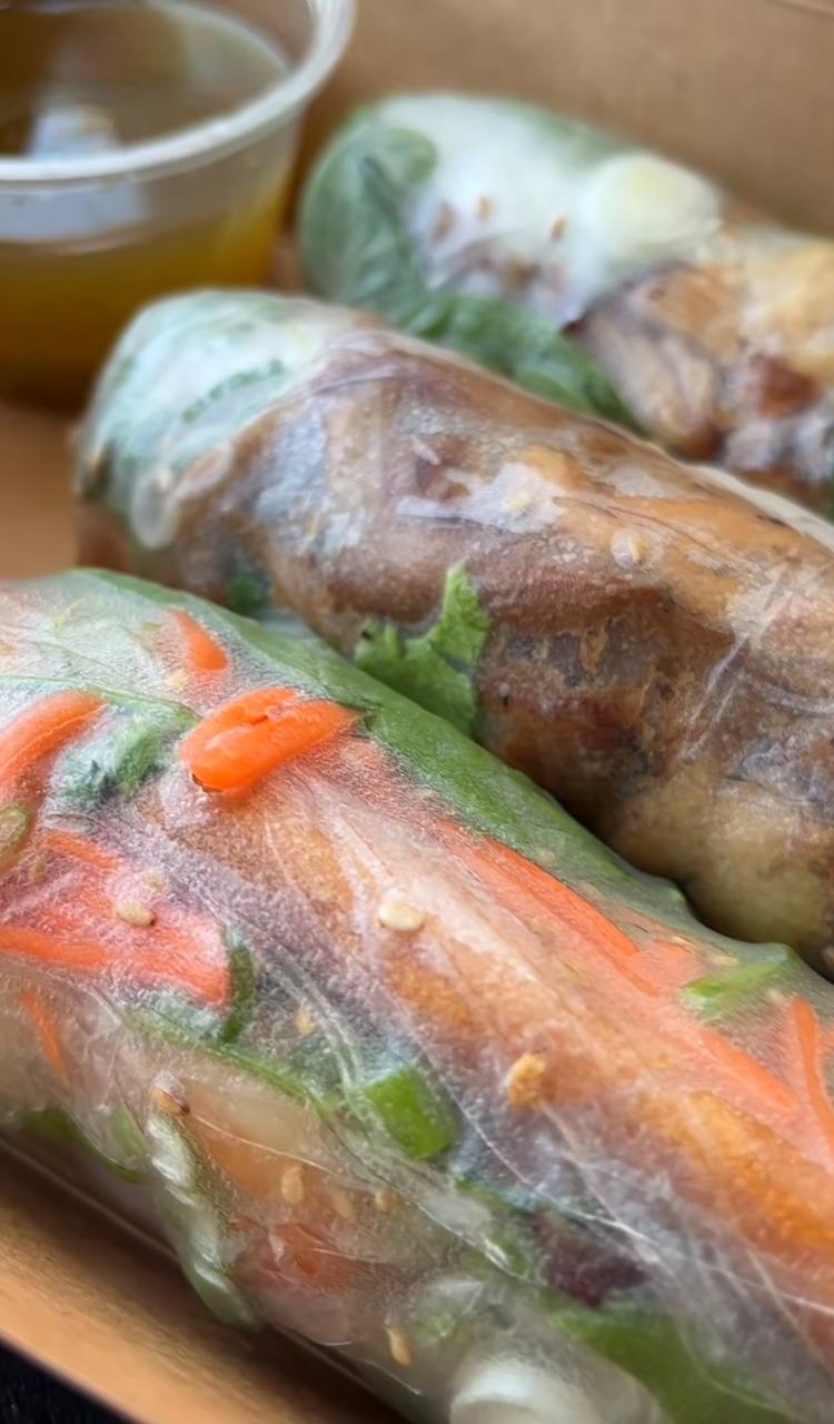 Gỏi cuốn Việt Nam tạo cơn sốt ở Malaysia, mỗi ngày bán hết sạch 1.000 chiếc chỉ trong 1 tiếng - Ảnh 21