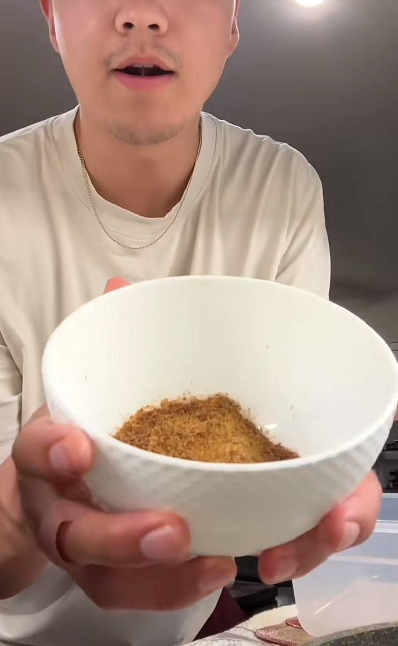 Chàng trai Tây làm phở Việt sấy khô cực độc lạ, dân tình người ngỡ ngàng, người "khóc thét" - Ảnh 14