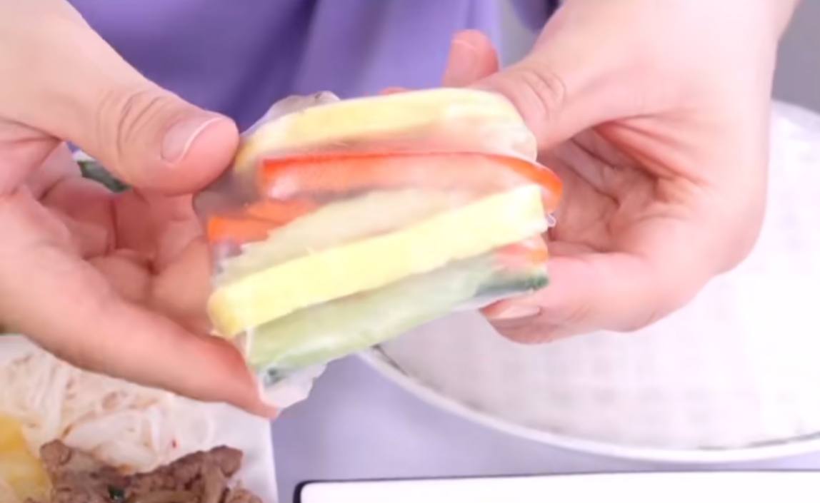 Gỏi cuốn Việt Nam tạo cơn sốt ở Malaysia, mỗi ngày bán hết sạch 1.000 chiếc chỉ trong 1 tiếng - Ảnh 19