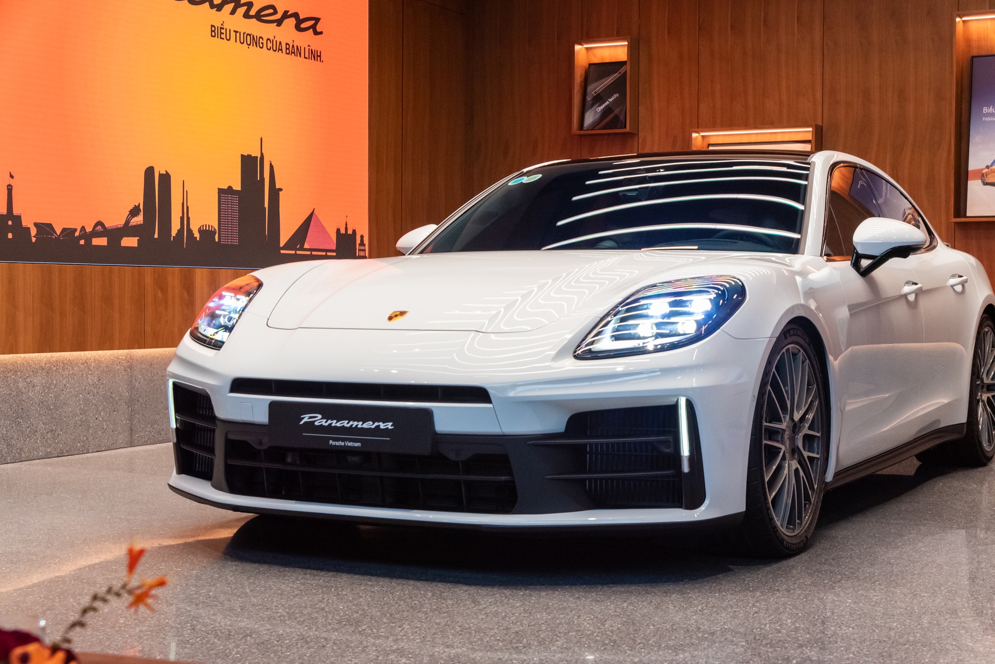 Chi tiết Porsche Panamera 2025 vừa về Việt Nam: Giá từ 6,42 tỷ, thêm option hơn 2 tỷ, có thể tự cá nhân hóa - Ảnh 3