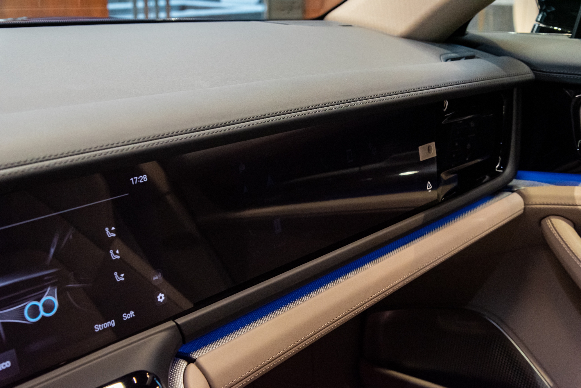 Chi tiết Porsche Panamera 2025 vừa về Việt Nam: Giá từ 6,42 tỷ, thêm option hơn 2 tỷ, có thể tự cá nhân hóa - Ảnh 16