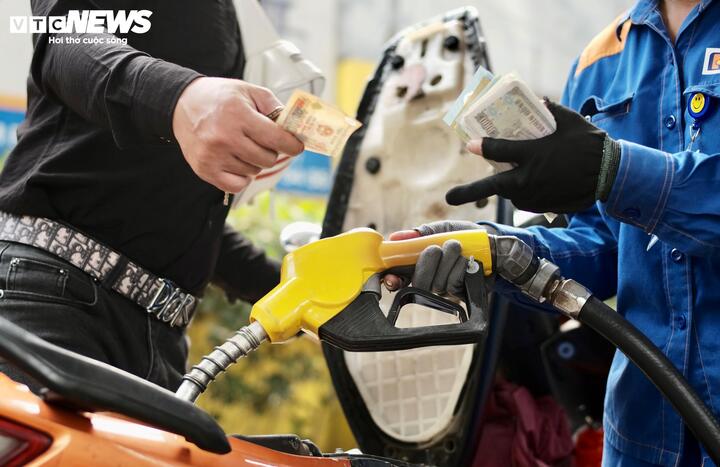 Quỹ bình ổn giá xăng dầu còn hơn 6.000 tỷ đồng - Ảnh 1