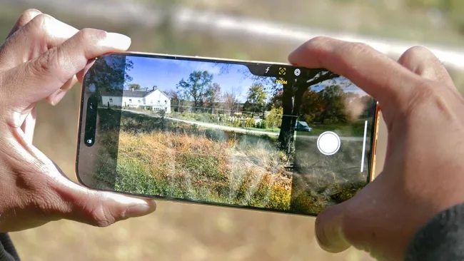 Một tháng dùng iPhone 16 Pro Max, tôi không thể chịu nổi tính năng này: "Android làm ơn đừng sao chép nó" - Ảnh 1