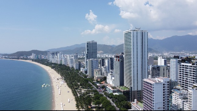 Lật tẩy chiêu trò 'bẫy' đặt phòng khách sạn tại Nha Trang - Ảnh 4