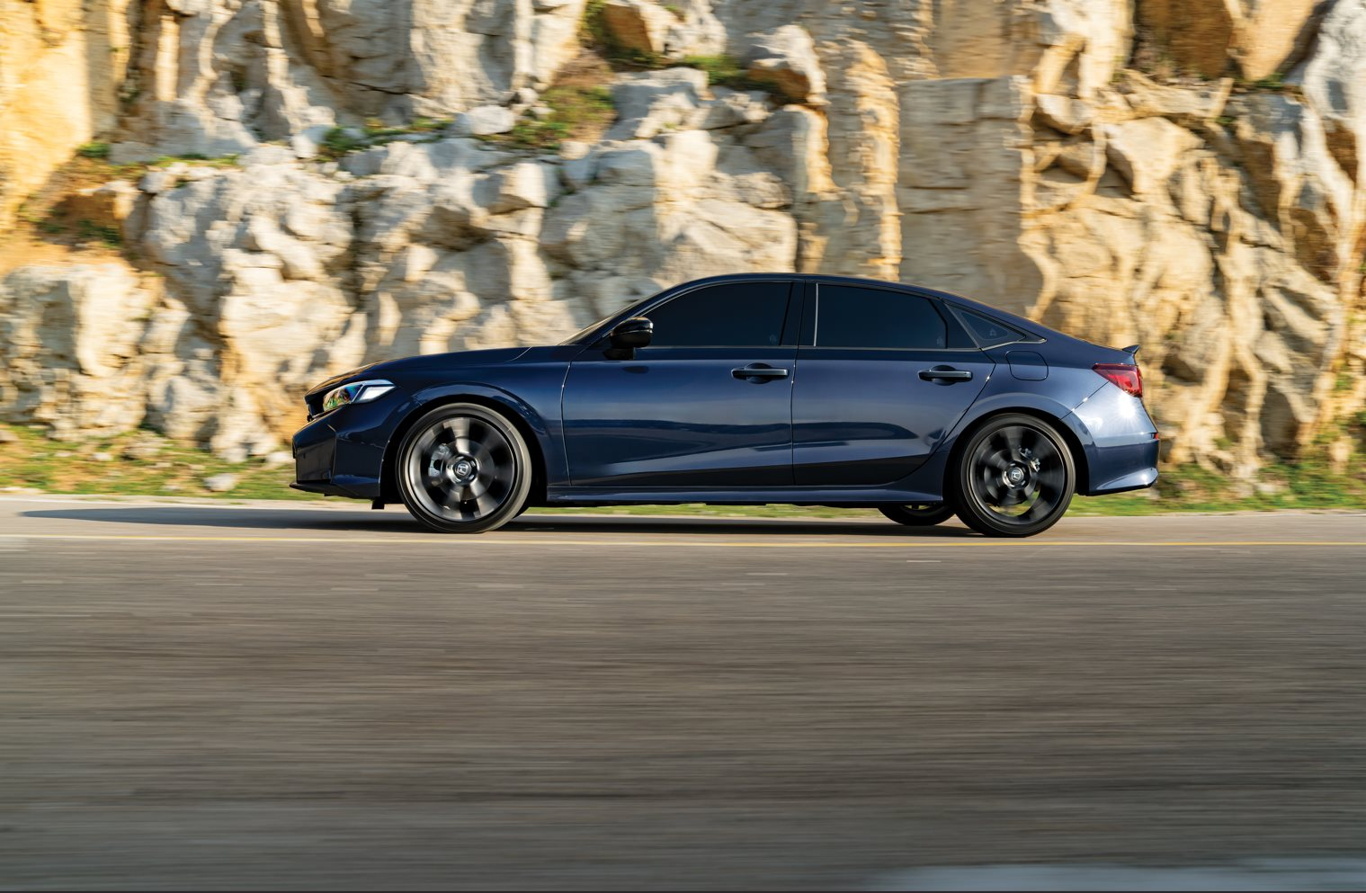 Honda Civic 2024 trình làng thị trường Việt: Lần đầu tiên có bản siêu tiết kiệm xăng, giá cao nhất 999 triệu - Ảnh 5