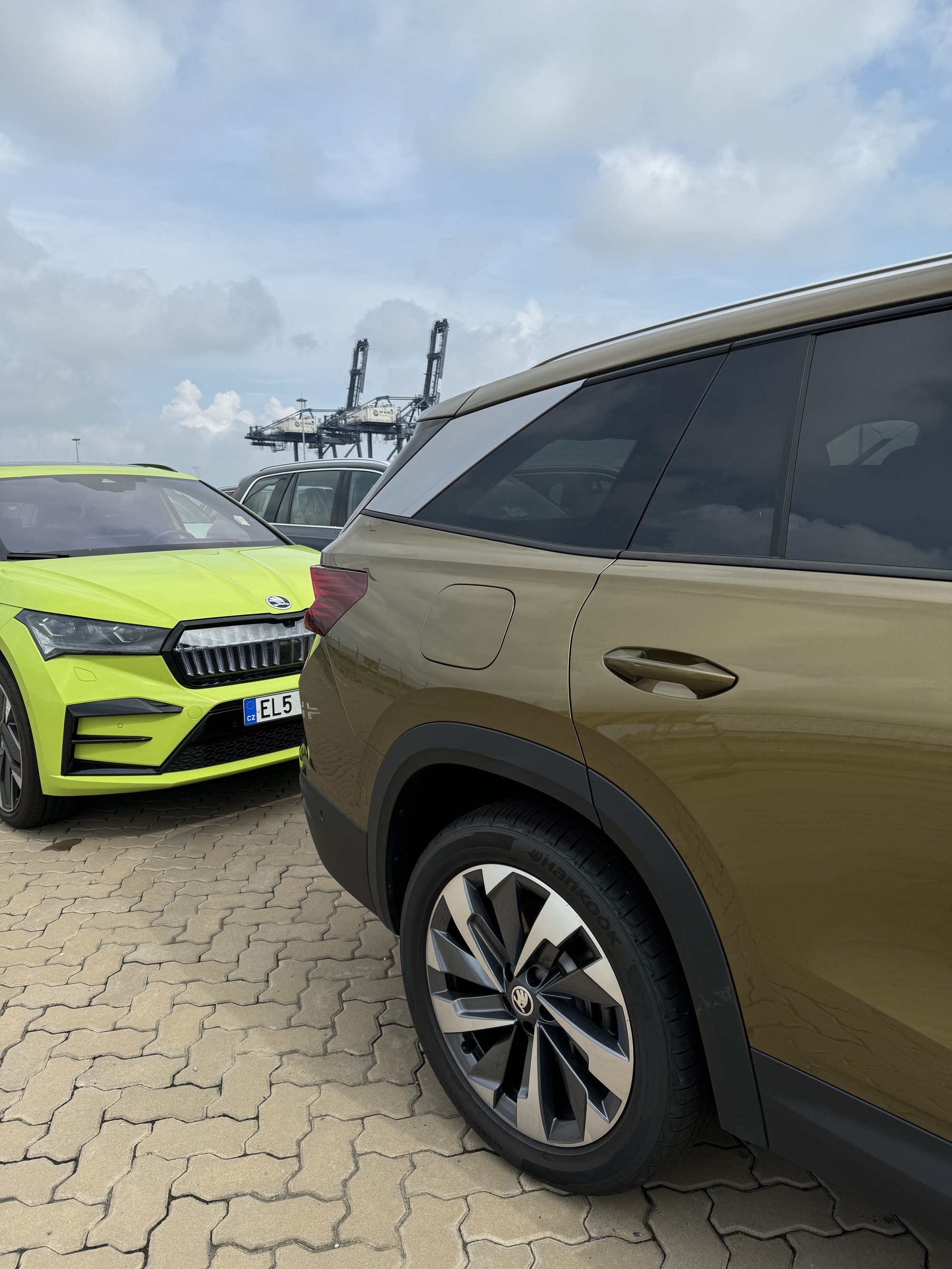 Lộ nội, ngoại thất 4 xe Skoda mới tại Việt Nam: Kodiaq có bản thể thao đấu Santa Fe, Superb cùng cỡ Camry nhưng dáng lạ - Ảnh 5