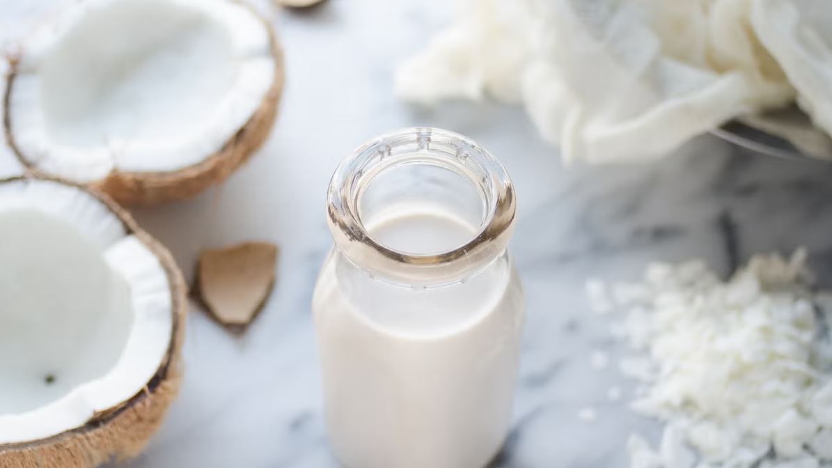 Trung Quốc chính thức nhập dừa Việt Nam, hóa ra dùng để làm đủ món ngon lạ miệng - Ảnh 4