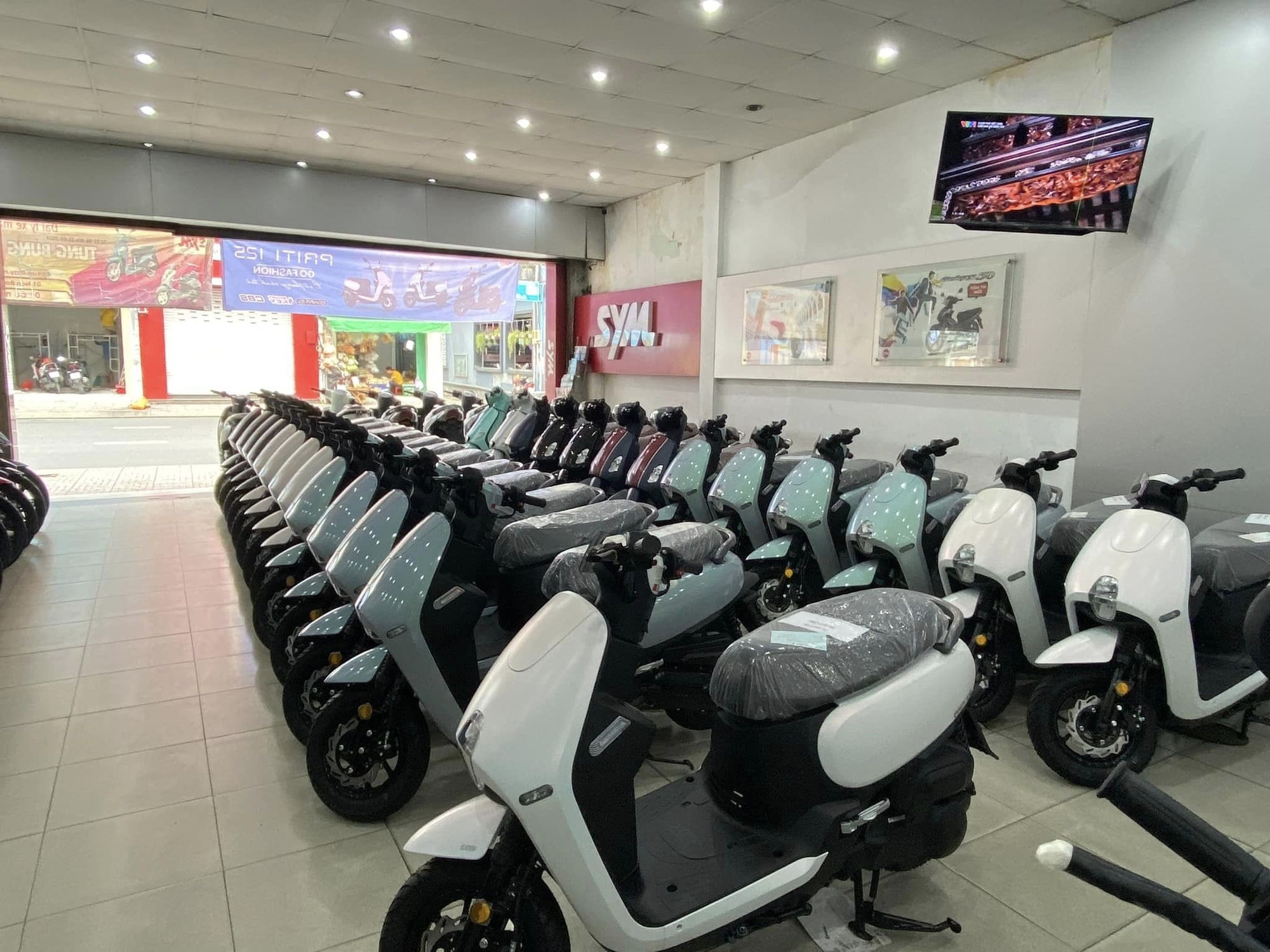 Loạt xe máy chuẩn bị đổ bộ VMS 2024: Nhiều phân khúc từ bình dân đến đắt ngang ô tô, dễ có xe điện, công nghệ AI - Ảnh 7