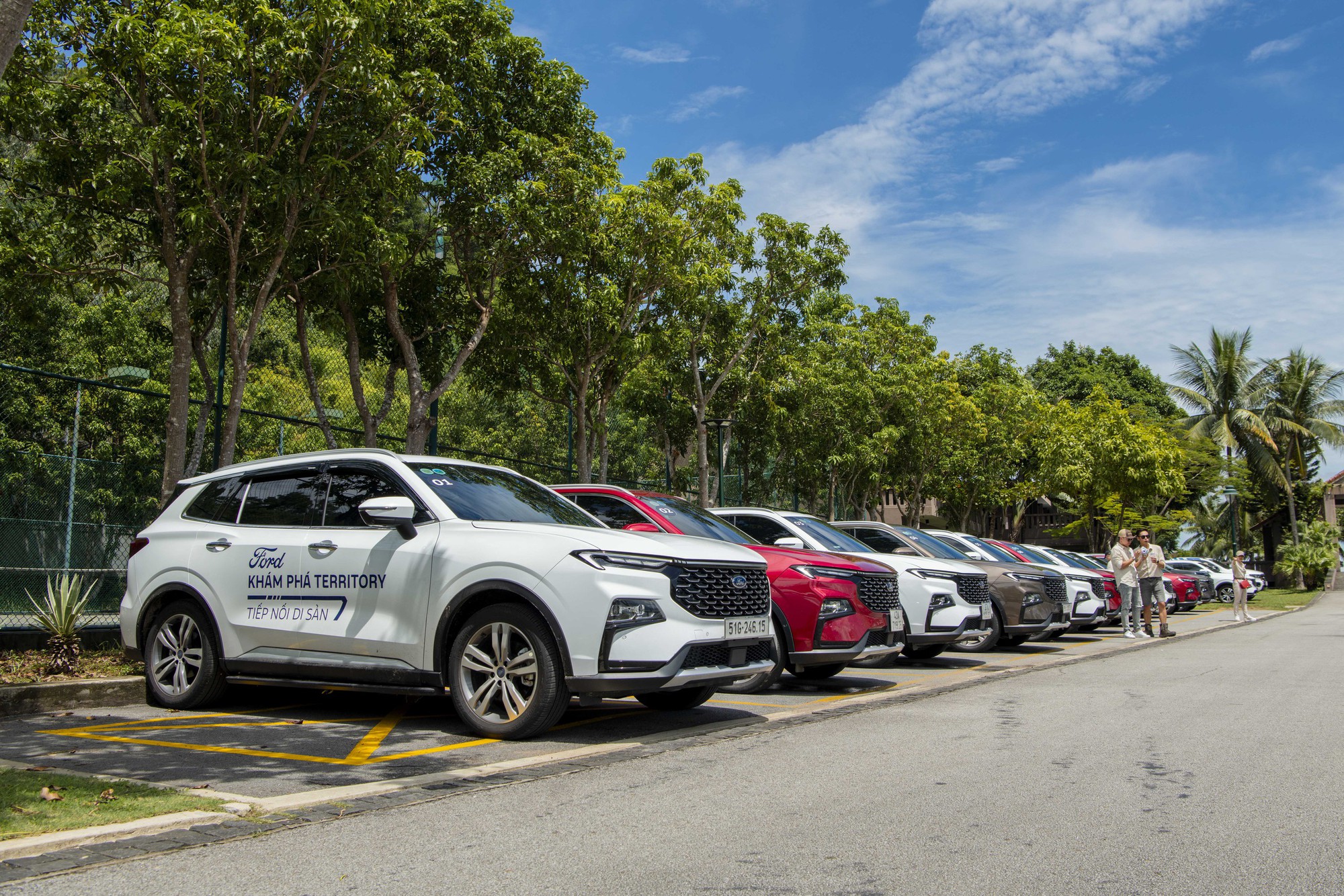 ‘Lãnh thổ’ riêng của Ford Territory trong phân khúc gầm cao cỡ C chật chội ở Việt Nam - Ảnh 16