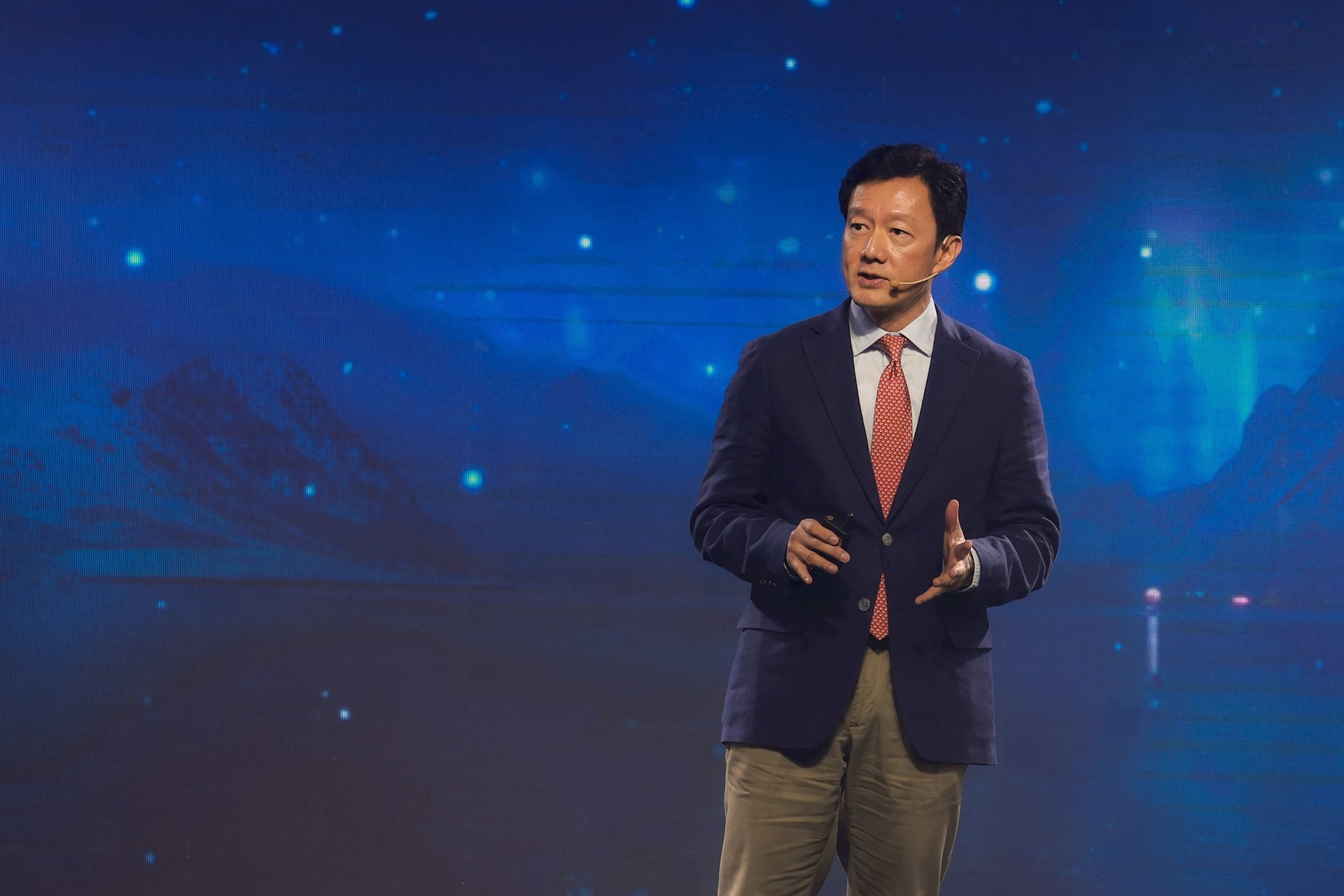 Sếp Electrolux: 'Người Việt mua máy giặt lồng ngang nhiều gấp 3-4 lần Thái Lan, Indonesia - tủ lạnh side by side, multi door cũng đều có nhu cầu vượt trội' - Ảnh 1