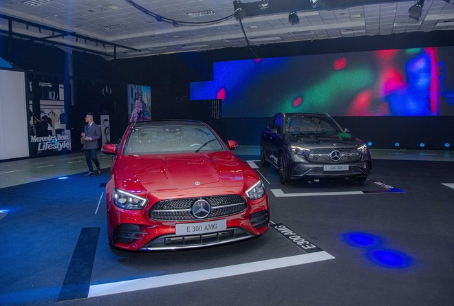 Mercedes-Benz đưa dàn xe 150 tỷ ra Hà Nội - Ảnh 3