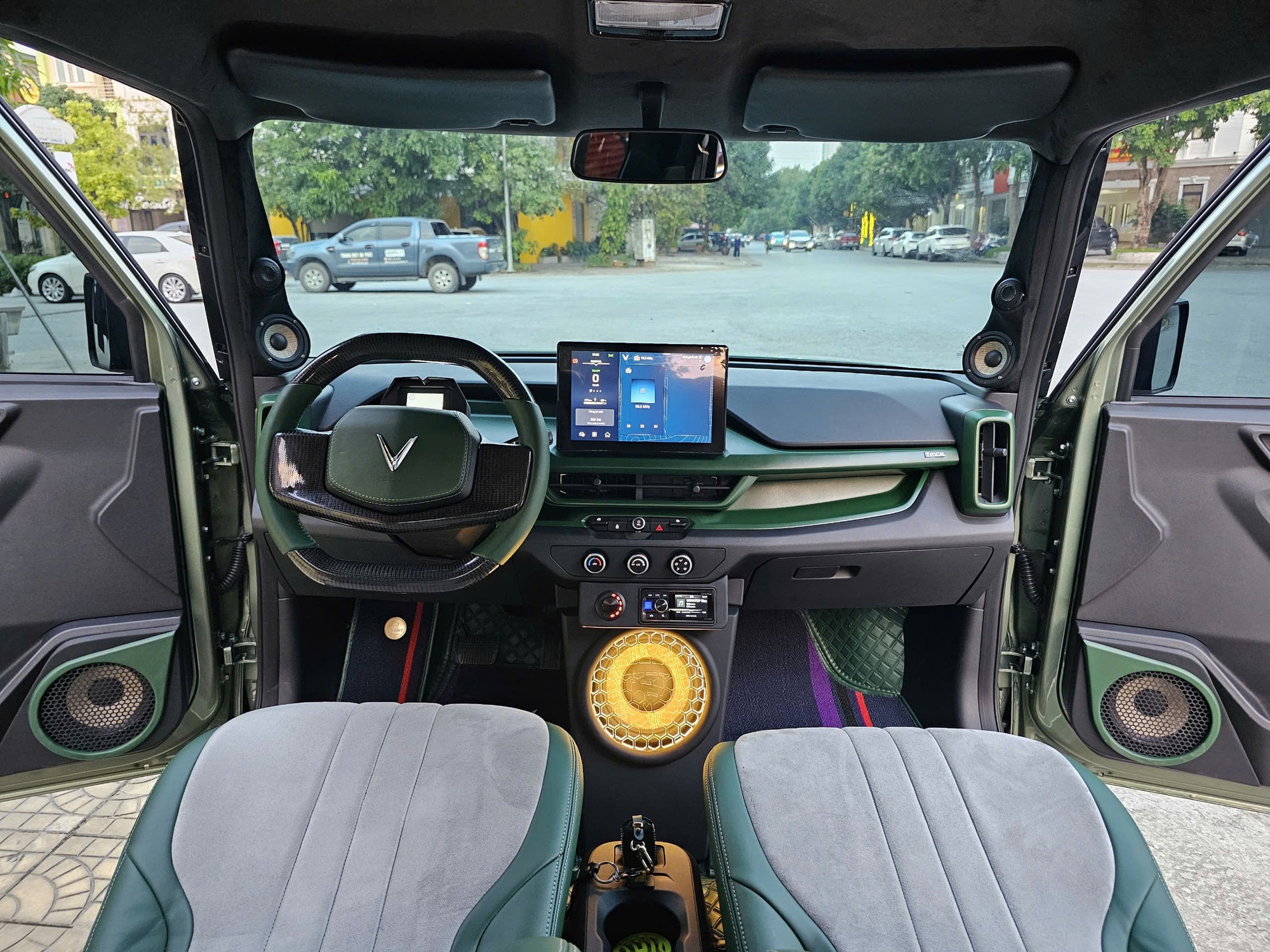 Loạt VinFast VF 3 độ độc của dân chơi Việt: Nhiều chiếc hầm hố kiểu Defender, có chiếc chơi loa khủng, tiền đồ trăm triệu - Ảnh 11