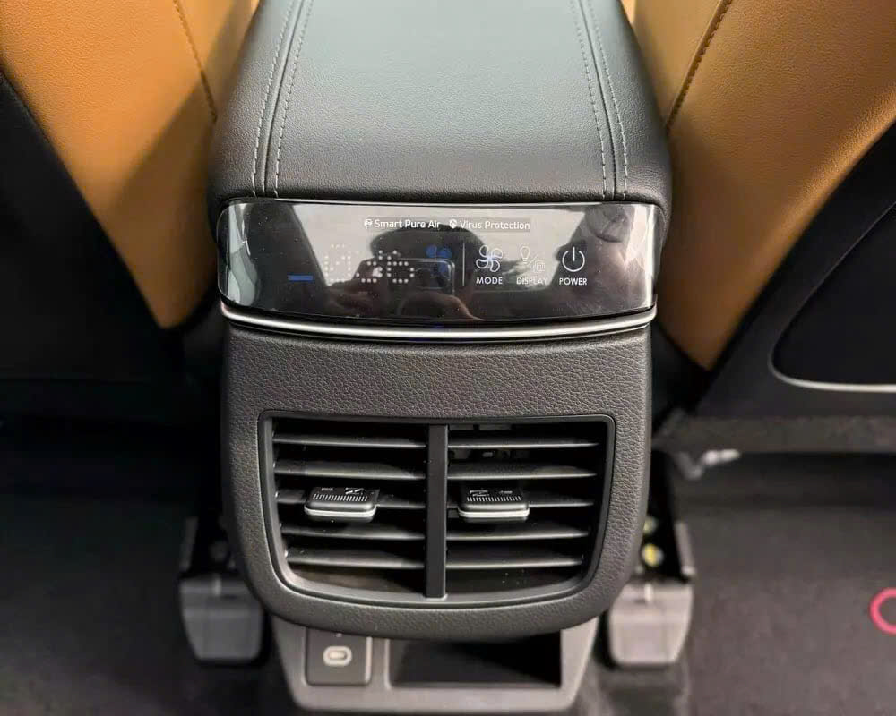 Kia Seltos bổ sung bản GT-Line Đặc biệt: Mâm 18 inch, ghế da màu nâu, đồng hồ 10,25 inch, cửa sổ trời toàn cảnh, giá 839 triệu ngang CUV cỡ C - Ảnh 7