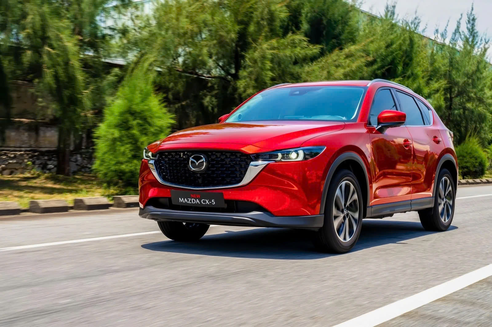 Cùng giá 979 triệu đồng, chọn Tucson 1.6 Turbo hay CX-5 2.5 Signature Exclusive và đây là bảng so sánh chi tiết - Ảnh 8