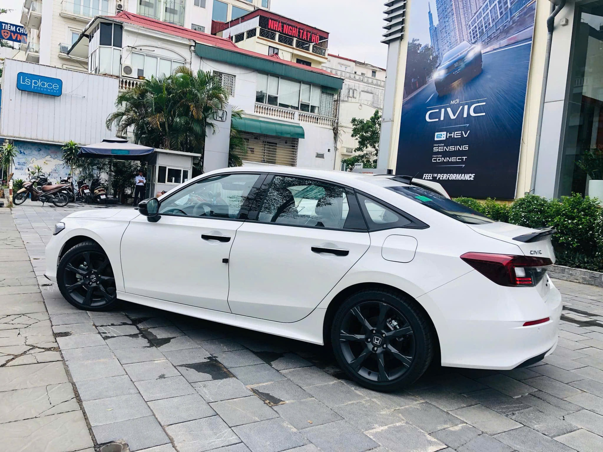 Honda Civic 2024 về đại lý: Không kèm "lạc", xe sẵn giao ngay nhưng số lượng cực ít - Ảnh 2