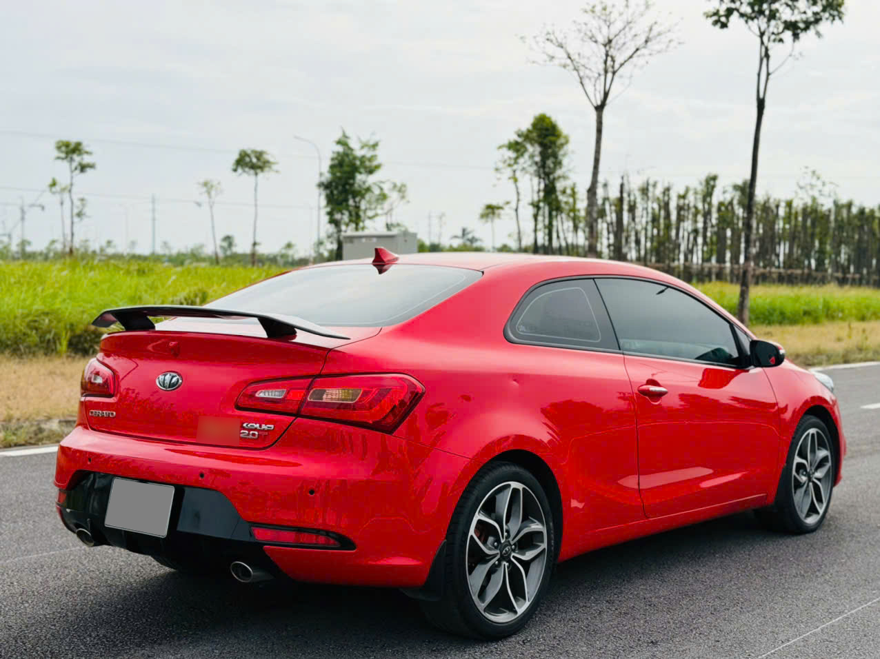 Kia Cerato 2 cửa ‘mua 1 tỷ bán còn lâu mới tới 4 đồng’, chủ xe cam kết nhập Hàn, zin từ A-Z - Ảnh 5