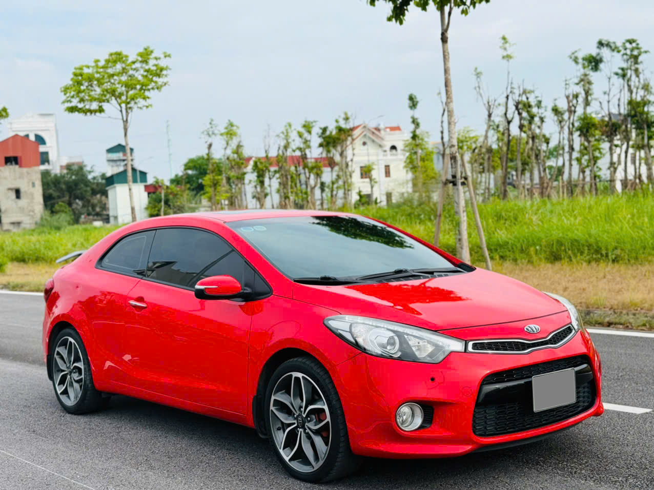 Kia Cerato 2 cửa ‘mua 1 tỷ bán còn lâu mới tới 4 đồng’, chủ xe cam kết nhập Hàn, zin từ A-Z - Ảnh 3