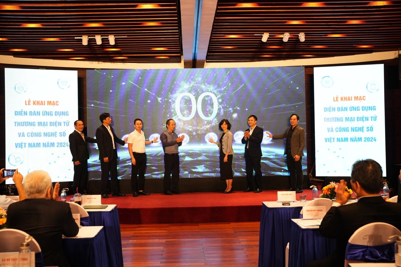 Việt Nam sở hữu “mỏ vàng” thương mại điện tử xuyên biên giới đắt giá, chuyên gia hiến kế nâng tầm - Ảnh 1