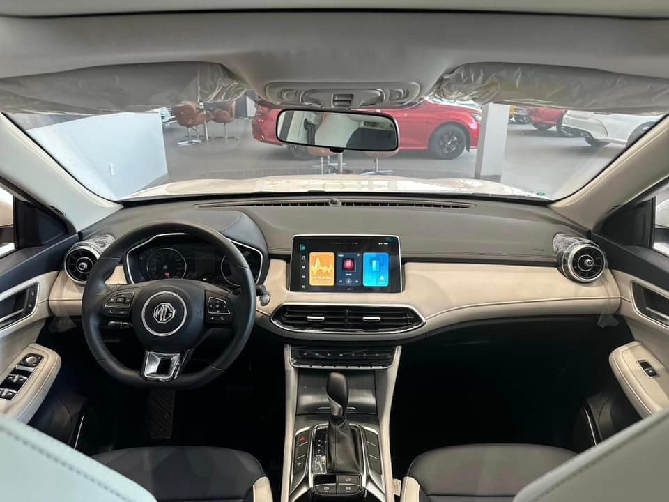 MG HS giảm giá kỷ lục tại đại lý: Bản 'base' còn 520 triệu rẻ hơn Sonet, khách mua phải đánh đổi số VIN và tùy chọn màu - Ảnh 6