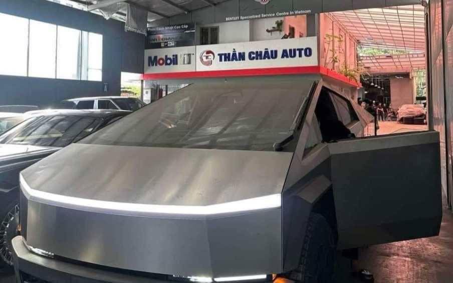Gây sốt tại Việt Nam, Tesla Cybertruck lên xe cứu hộ, có chi tiết cho thấy điểm đến tiếp theo - Ảnh 5