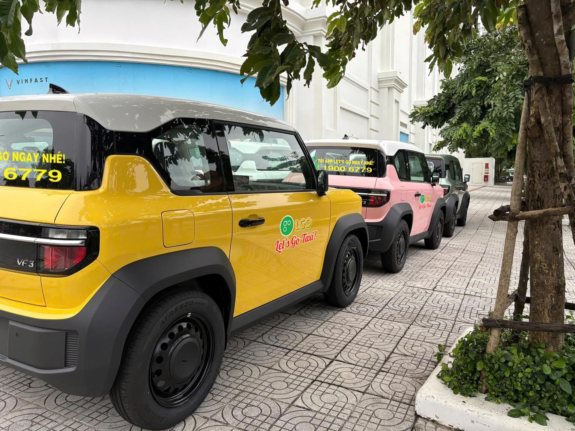 Hãng taxi chốt đơn 600 chiếc VinFast VF 3 của ông Phạm Nhật Vượng tung ảnh ra quân: Giá cước dự kiến "siêu hạt dẻ"? - Ảnh 4