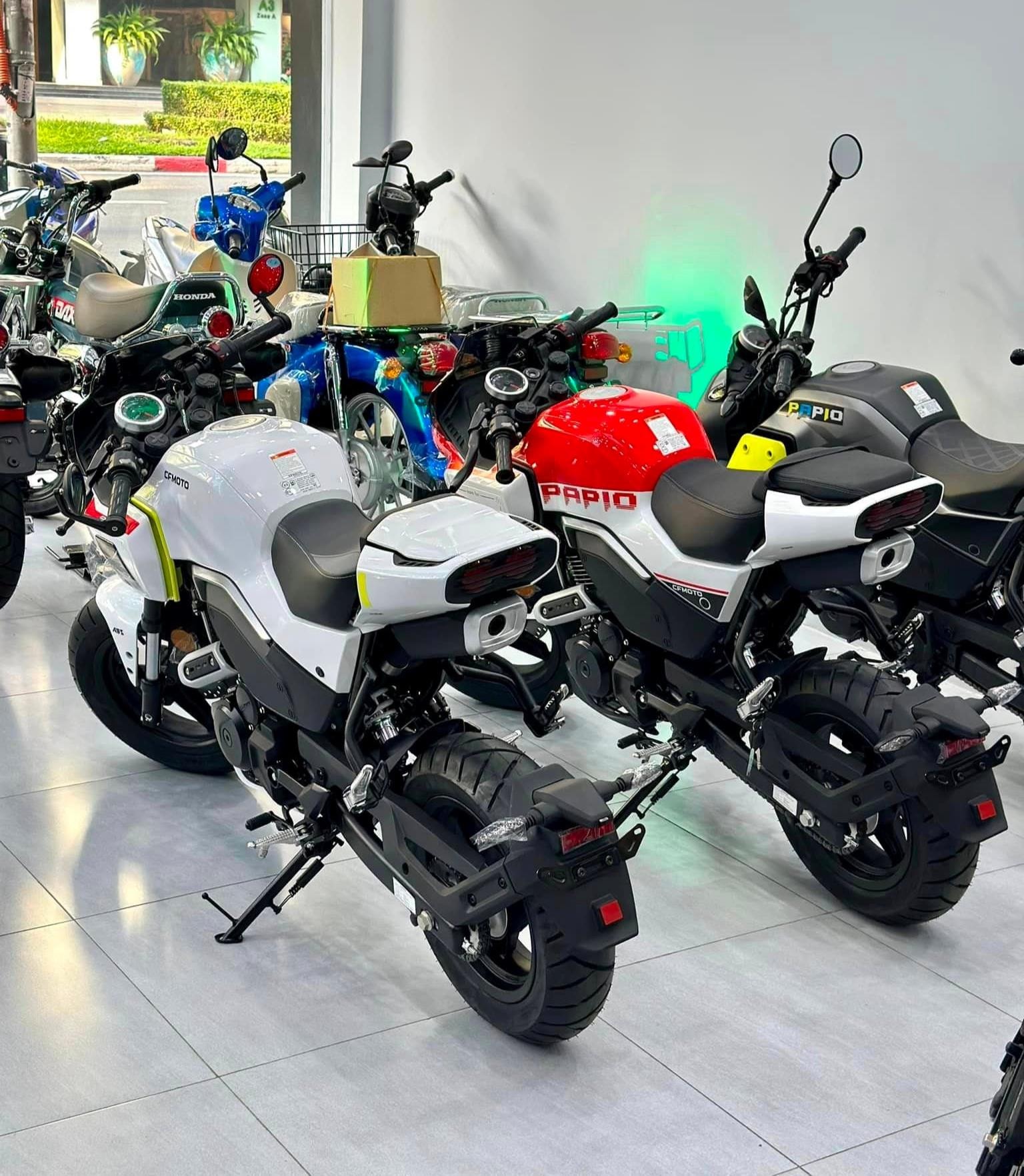 'Vua côn tay' 125cc cập bến thị trường Việt: Thiết kế độc lạ, có ABS 2 kênh, trang bị vượt Yamaha Exciter và Winner X - Ảnh 4