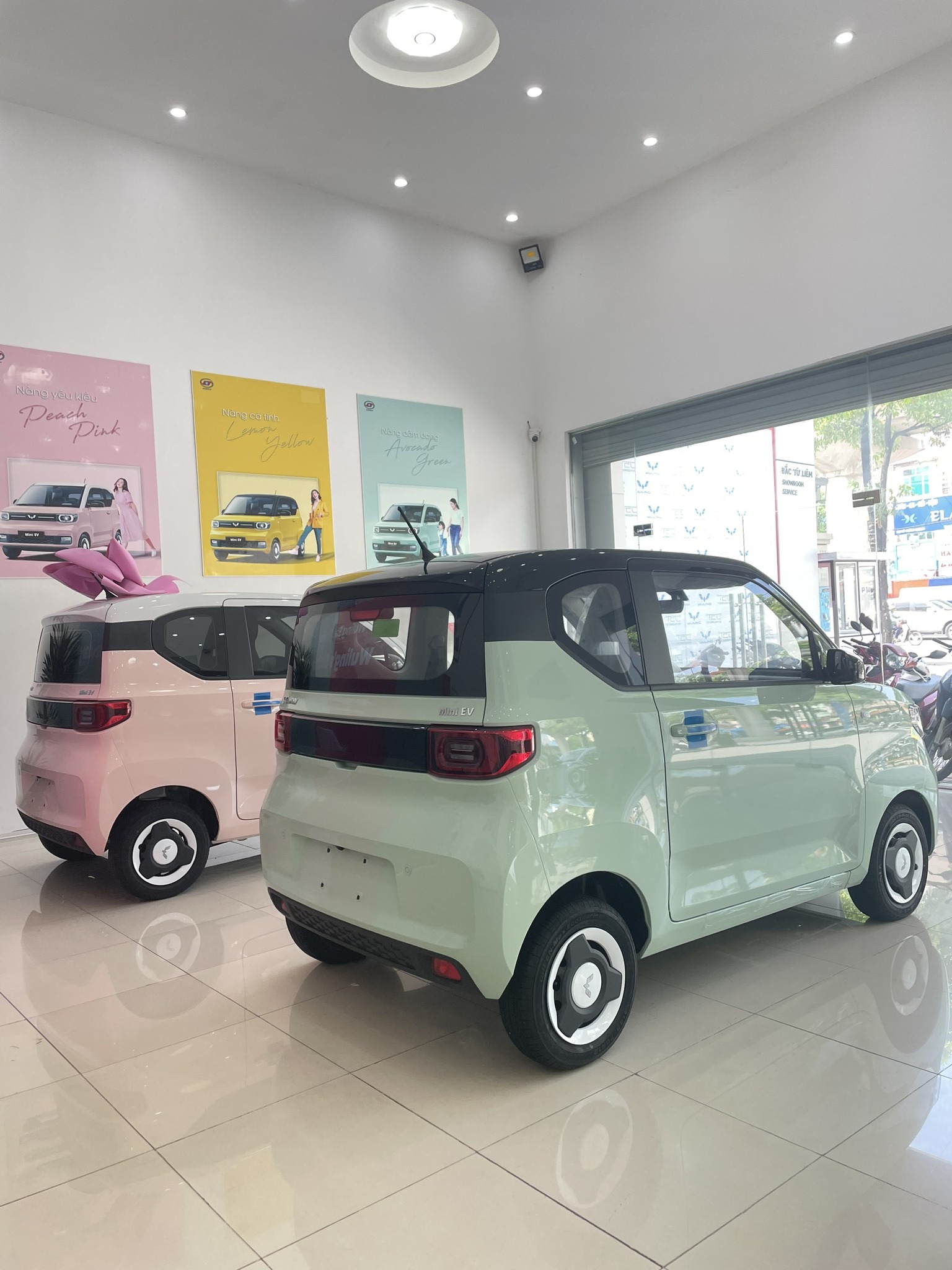 Đại lý xả kho Wuling Mini EV 2023 còn 185 triệu đồng, chỉ nhỉnh một chút so với xe máy tay ga cao cấp - Ảnh 1
