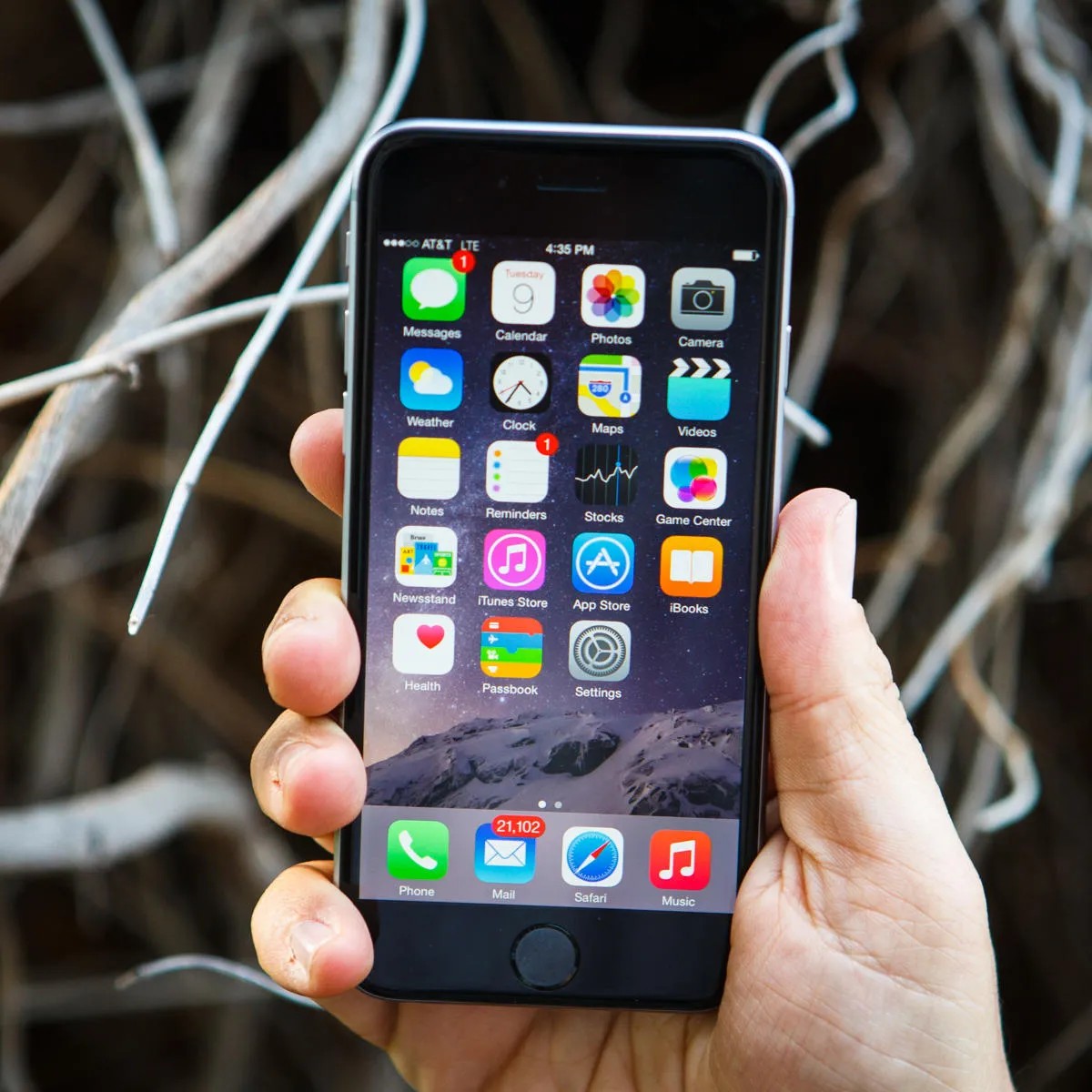 Tin buồn dành cho người dùng iPhone, iPad cũ - Ảnh 1