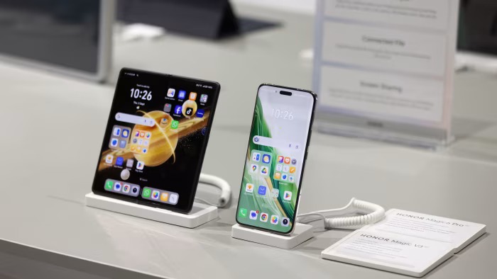 Mải cấm cản xe điện, châu Âu quên mất smartphone Trung Quốc sắp phủ kín EU đến nơi – Apple, Samsung còn phải mất ăn mất ngủ - Ảnh 1