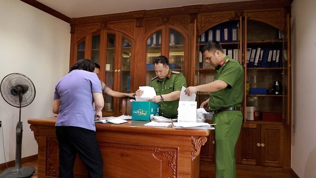 Bắt thêm hai đối tượng trong vụ án mua bán hóa đơn xăng dầu 'khủng' ở Quảng Ninh - Ảnh 2