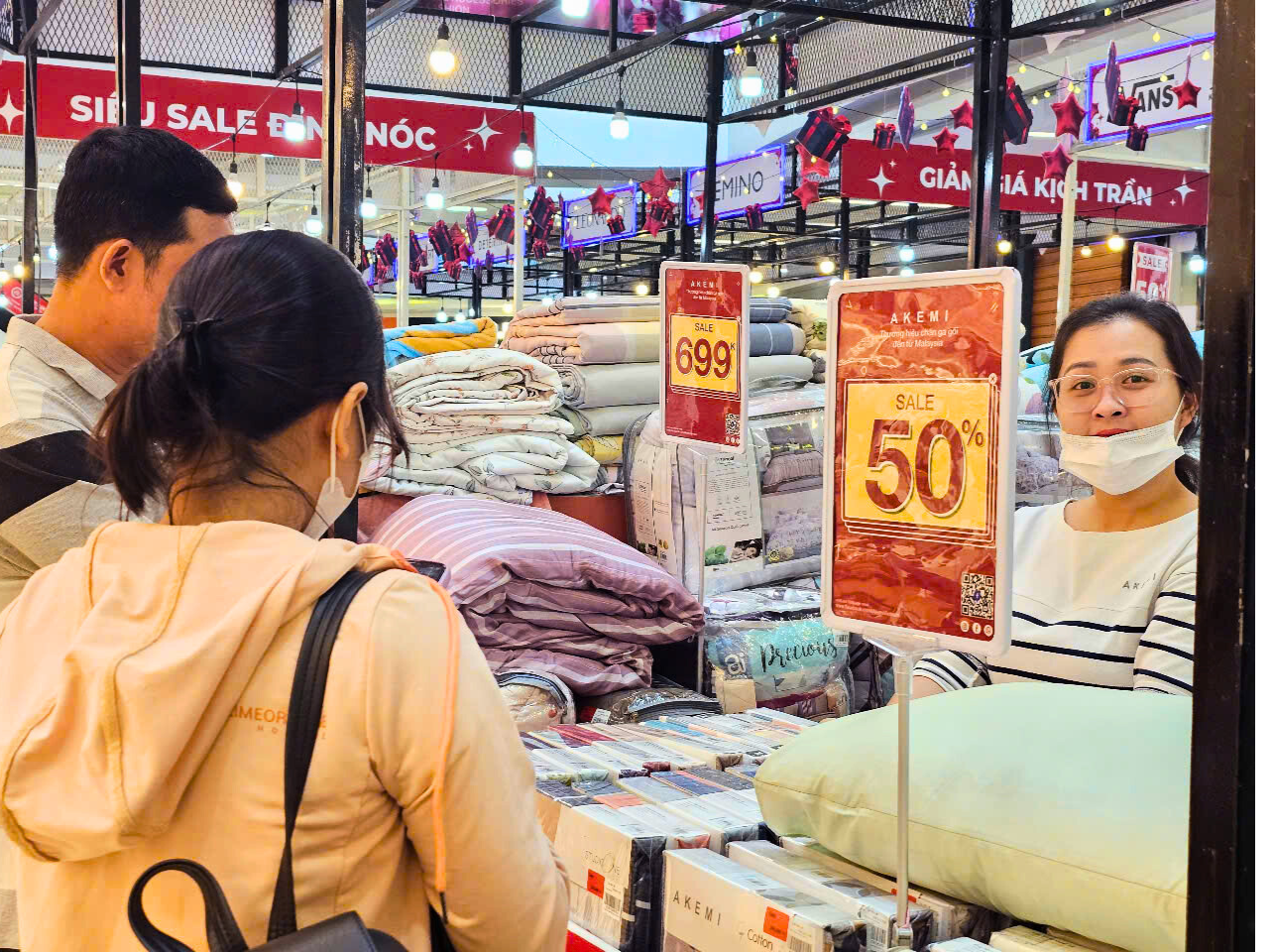 Giảm giá sập sàn, Black Friday đã hết hấp dẫn? - Ảnh 2