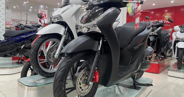 Giá SH, Air Blade, Vario 160... cùng dò đáy, Honda tiếp tục 'bồi' thêm ưu đãi lớn cho khách mua xe cuối năm