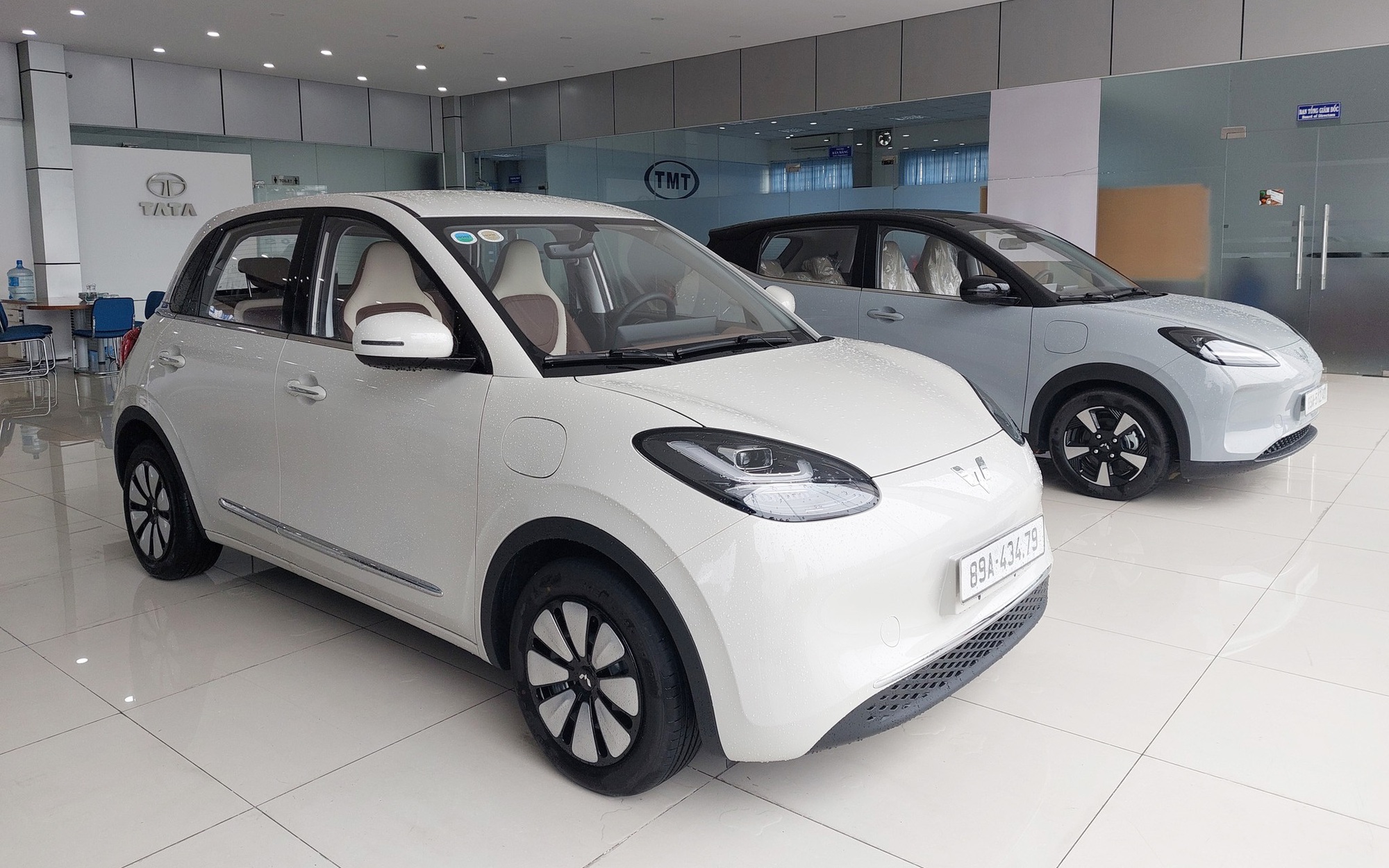 Loạt xe mới vừa ra mắt Việt Nam tháng này: Giá từ hơn 300 triệu đến hơn 5 tỷ, nhiều phân khúc, có cả xe phổ thông, xe sang - Ảnh 1