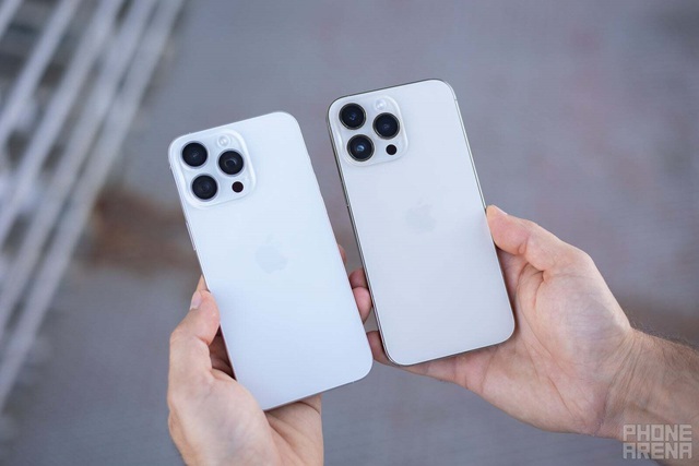 "Xếp 5 chiếc iPhone từ iPhone 12 đến iPhone 16 nằm cạnh nhau": Đố ai đoán nổi chiếc nào với chiếc nào - Ảnh 5