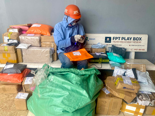 Giật mình với con số mua sắm online - Ảnh 1