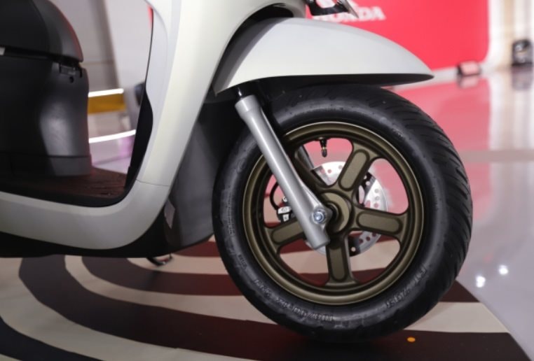 Xe ga quốc dân 110cc của Honda có bản "pro max": Cập nhật loạt tính năng đáng tiền, trang bị không kém cạnh Vision - Ảnh 7