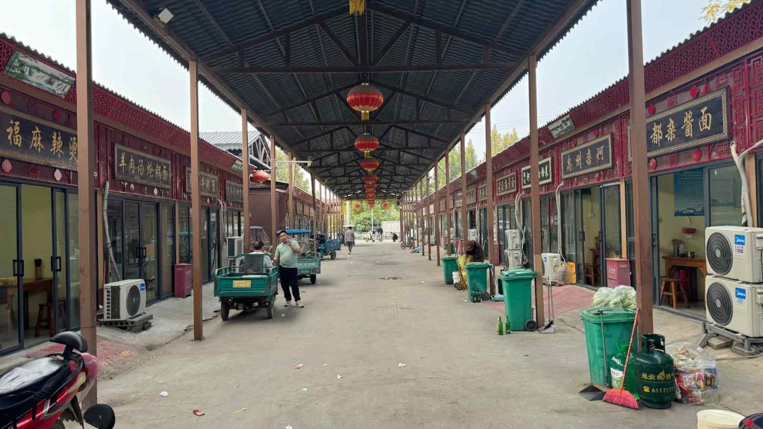 'Thành phố iPhone' ở Trung Quốc giờ đã là 'thành phố xe điện' - Ảnh 1