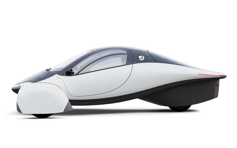 Đây là chiếc xe điện có thể chạy thoải mái mà không cần cắm điện! - Ảnh 1