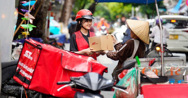 Người dùng kỳ vọng gì từ hiện tượng “nở rộ” thương mại điện tử