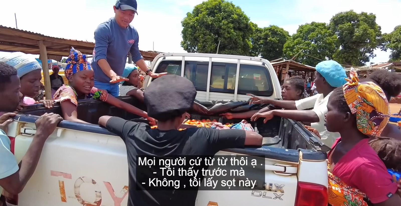 Loại quả bán đầy ở Việt Nam, sang châu Phi được thương lái tranh mua như đặc sản, khiến cả chợ một phen náo loạn - Ảnh 2