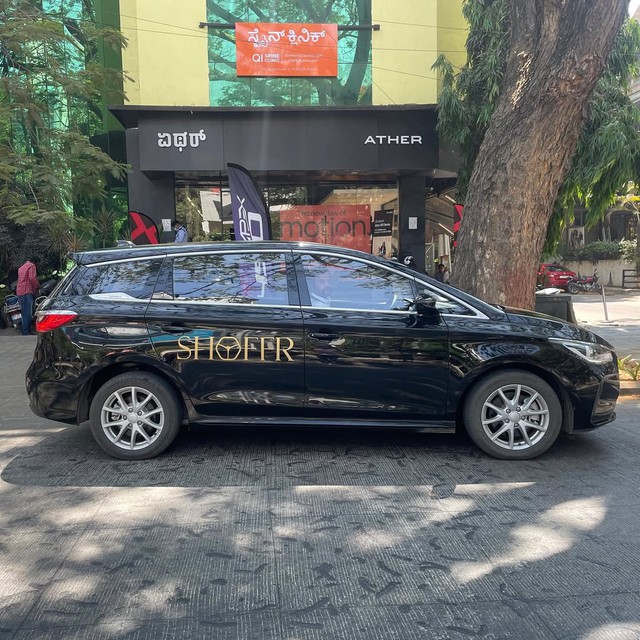 Đất nước VinFast xây nhà máy 'cháy hàng' xe điện dịch vụ, đặt tiền rồi ngóng chờ: Chuyện gì đang xảy ra? - Ảnh 9