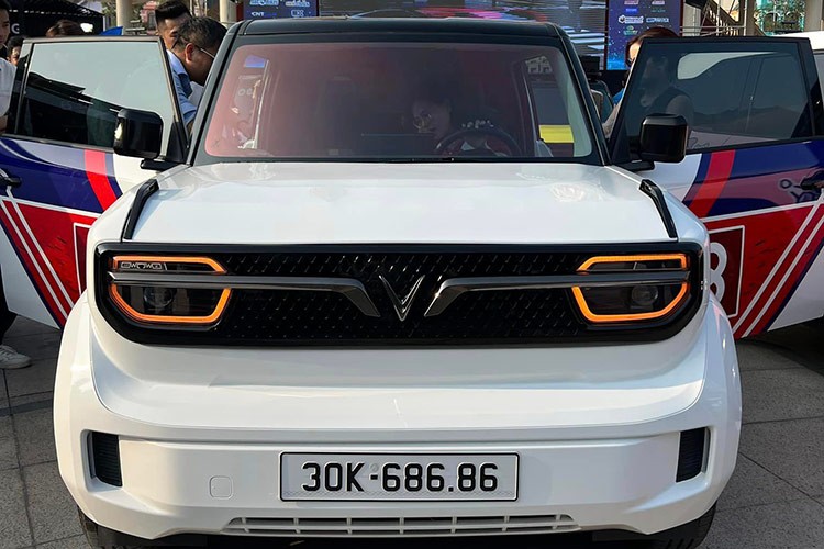 VinFast VF 3 - 'ông vua mới trong làng biển đẹp': Vừa đấu giá 3,9 tỷ liền rao bán chênh tới gần 1 tỷ đồng - Ảnh 4