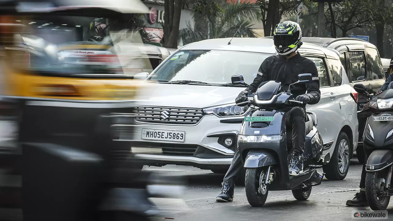 Xe máy điện quốc dân của Ấn Độ giá 27 triệu, bán gần 200.000 chiếc/năm: So sánh mới biết xe Việt thế nào! - Ảnh 4