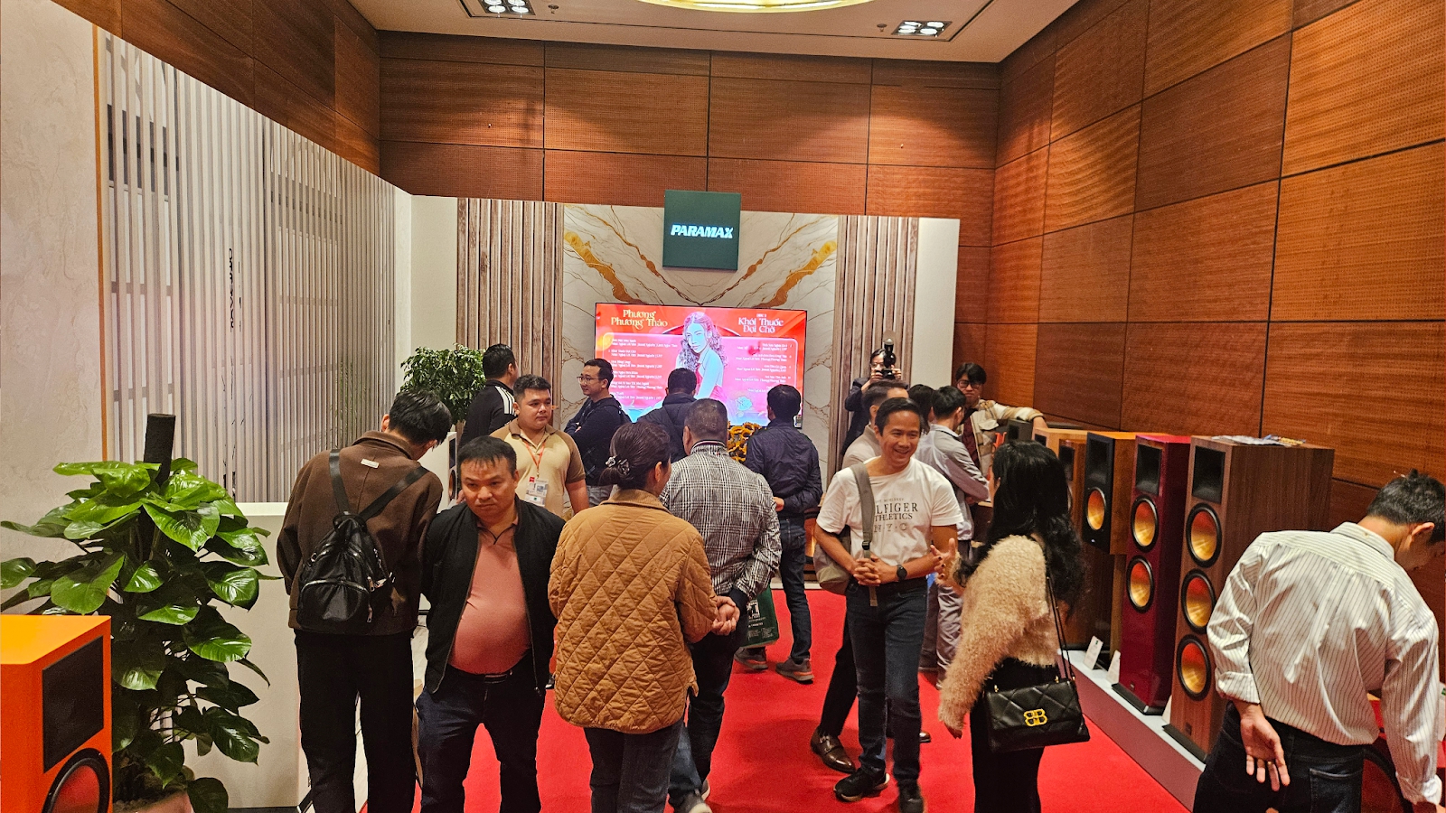 Chìm đắm trong không gian giai điệu từ những dàn âm thanh hàng chục tỉ đồng tại AV Show 2024 - Ảnh 13