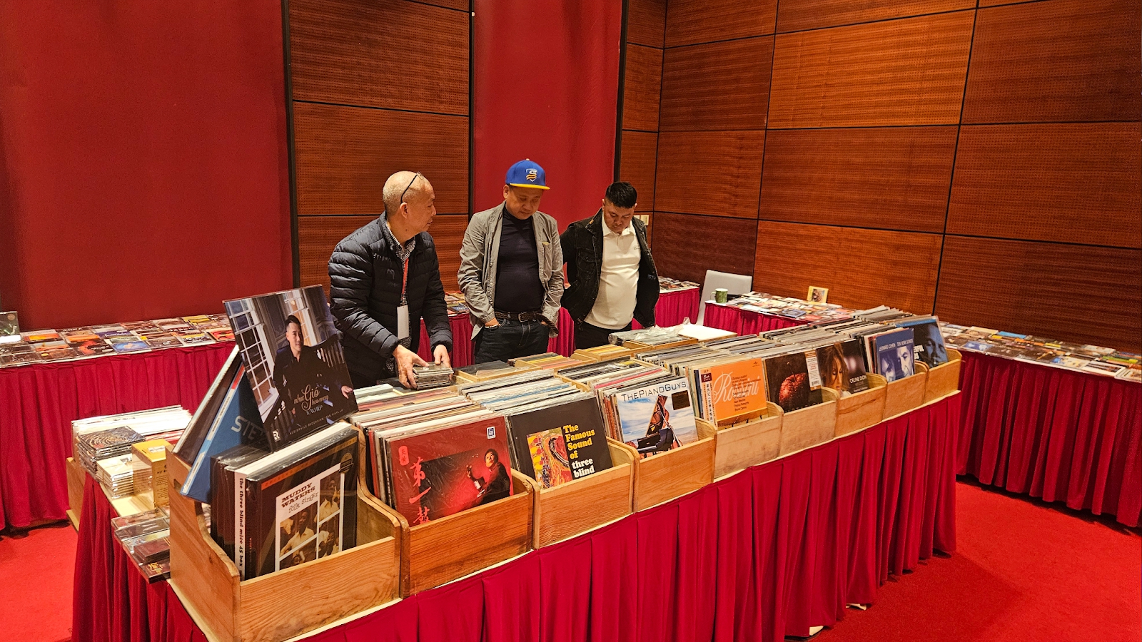 Chìm đắm trong không gian giai điệu từ những dàn âm thanh hàng chục tỉ đồng tại AV Show 2024 - Ảnh 18