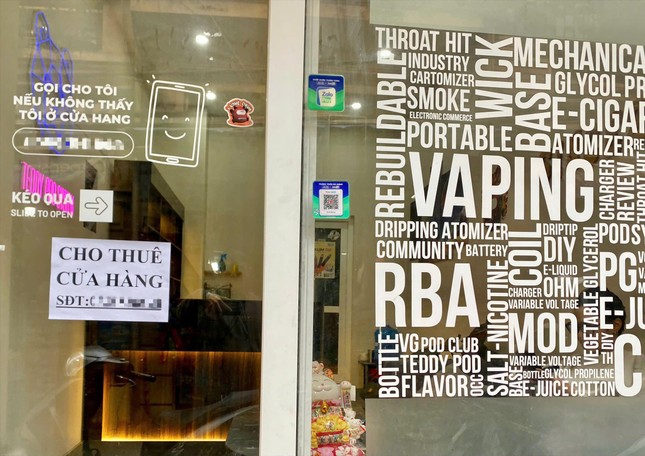 Cấm thuốc lá điện tử từ 1/1/2025: Nhiều cửa hàng đóng cửa - Ảnh 1