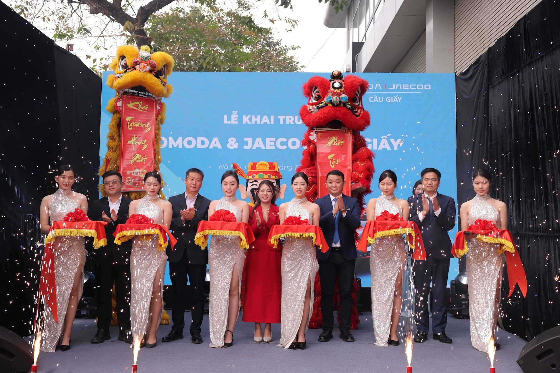 2 nhà phân phối đầu tiên của Omoda & Jaecoo chính thức đi vào hoạt động, có gì khác đối thủ? - Ảnh 1